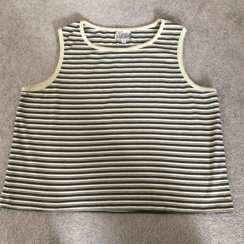 ⭐️ 2/$10 ⭐️ Striped Tank Top from Tradition
